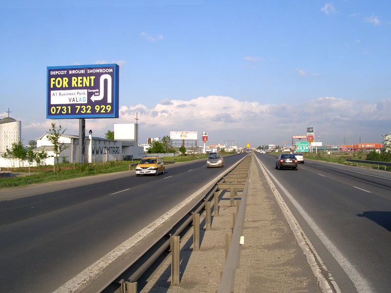 Panouri publicitare pe autostrada A1