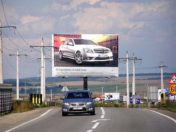 14m x 9m Werbetafeln - Mercedes Werbekampagne